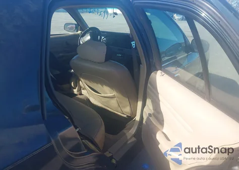 1999 Ford Crown Victoria Lx z USA, uszkodzony, nr VIN 2FAFP74W3XX192755